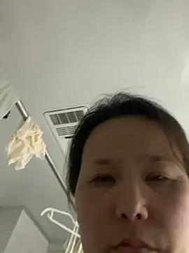 Snapshot of Youyou_12 chatting on February 2026 02:54:01 PM Youyou 12 online show from February 2026 02:54:01 PM