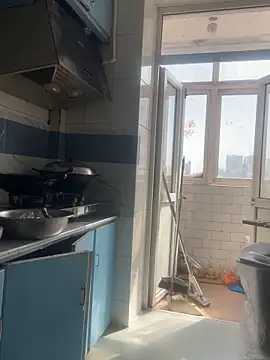 Youyou 12 online show from April 2026 12:57:01 AM