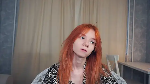 Snapshot of TarynPalek chatting on February 2026 06:30:02 AM TarynPalek online show from February 2026 06:30:02 AM