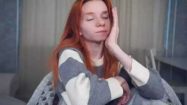 Snapshot of TarynPalek chatting on February 2026 06:42:01 AM TarynPalek online show from February 2026 06:42:01 AM