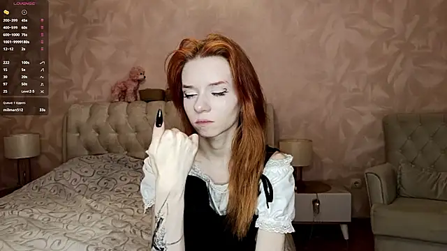 Snapshot of TarynPalek chatting on February 2026 08:26:01 AM TarynPalek online show from February 2026 08:26:01 AM