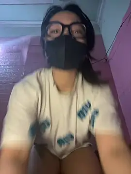 Leeeiuu online show from March 2026 03:14:01 PM