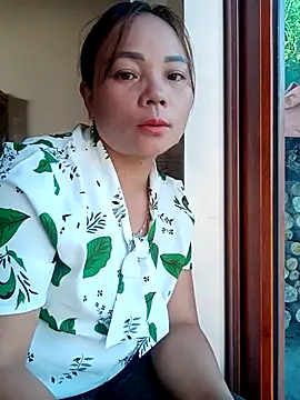 neyney110 online show from May 2026 11:44:02 PM