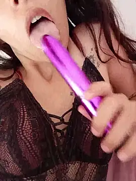 keyjordanTLG online show from April 2026 12:54:02 PM