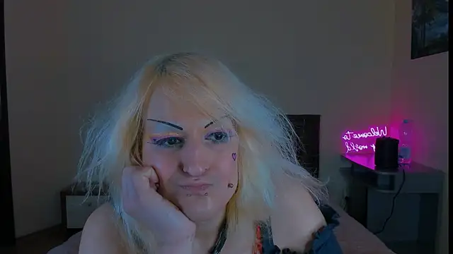 Snapshot of hannah_kitty_punk chatting on April 2026 09:35:01 AM hannah kitty punk online show from April 2026 09:35:01 AM