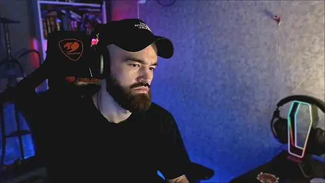  Mostly  online show from March 2026 07:21:02 PM