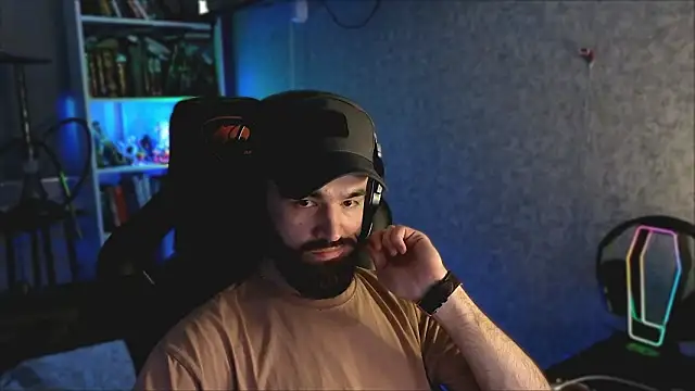  Mostly  online show from March 2026 04:48:01 PM