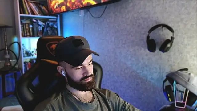  Mostly  online show from April 2026 10:53:01 PM