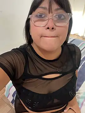 bebacurvyy online show from March 2026 04:35:01 PM