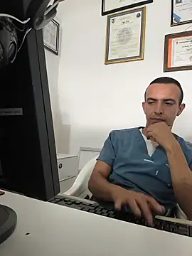 logan-31 online show from April 2026 06:37:01 PM