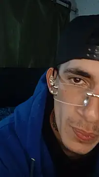 Alexwedcam online show from February 2026 06:46:01 PM