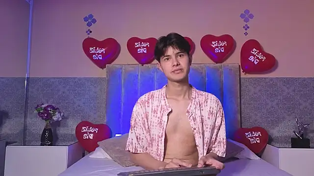 Derek Sinn online show from February 2026 07:43:02 PM