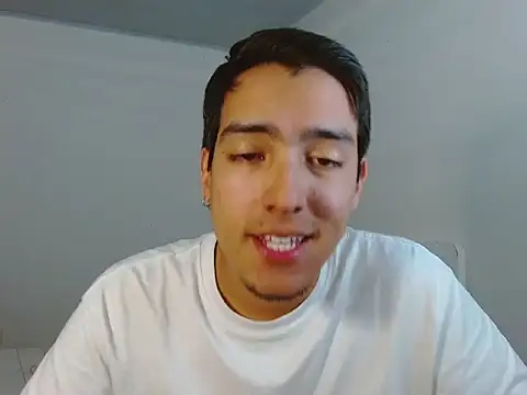Snapshot of NickFin chatting on June 2026 07:53:01 PM NickFin online show from June 2026 07:53:01 PM
