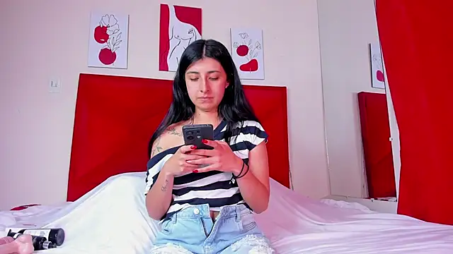 EmmaWilliamss4 online show from February 2026 04:34:02 PM