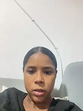 Snapshot of LIA_PARKERR chatting on February 2026 02:27:01 AM LIA PARKERR online show from February 2026 02:27:01 AM