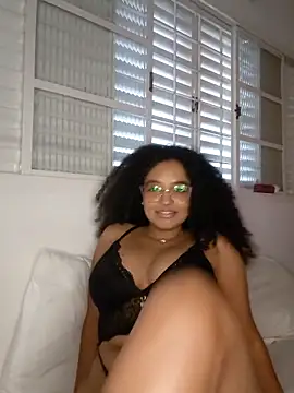 Snapshot of pandinhagamer chatting on January 2026 09:46:01 PM pandinhagamer online show from January 2026 09:46:01 PM