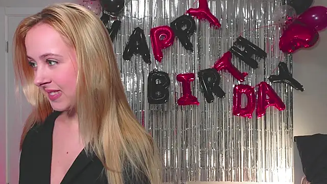 Snapshot of xloex chatting on February 2026 07:07:01 PM xloex online show from February 2026 07:07:01 PM