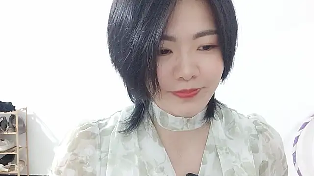 Nikishine online show from April 2026 12:05:02 PM