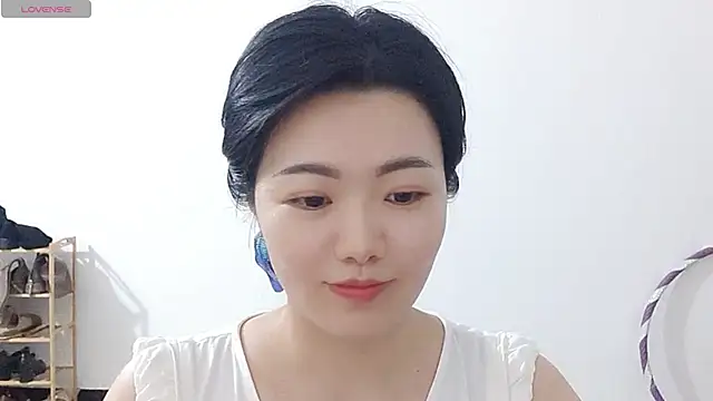 Nikishine online show from April 2026 01:43:02 PM