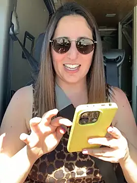 Maya Brooke online show from April 2026 02:07:02 PM