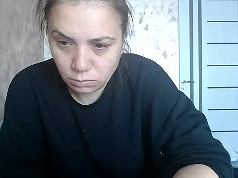 Snapshot of LorraGrey chatting on May 2026 06:19:02 AM LorraGrey online show from May 2026 06:19:02 AM