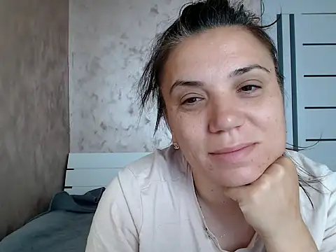 Snapshot of LorraGrey chatting on May 2026 03:58:01 AM LorraGrey online show from May 2026 03:58:01 AM