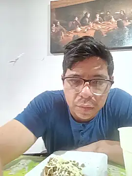 Yankoloco92 online show from July 2026 06:45:02 PM