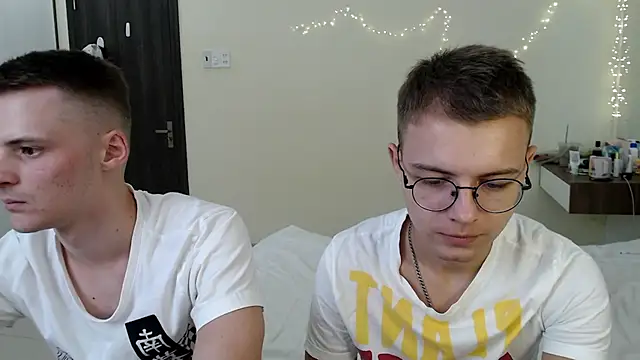NikiKerryCum online show from June 2026 01:11:01 PM