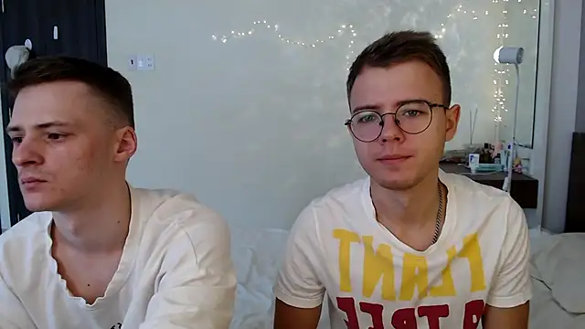 NikiKerryCum online show from June 2026 02:42:01 AM