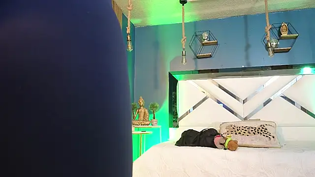 Ladyy brownn online show from March 2026 11:57:01 AM