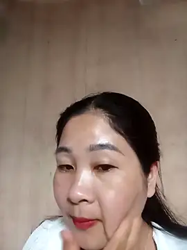 Snapshot of Dunk-namic chatting on March 2026 06:41:02 AM Dunk-namic online show from March 2026 06:41:02 AM