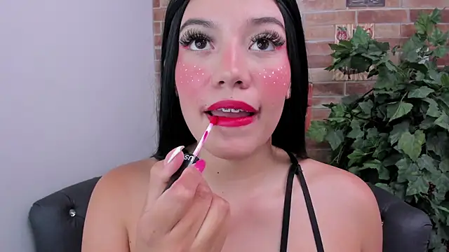 Snapshot of foxy_vera chatting on April 2026 01:41:01 PM foxy vera online show from April 2026 01:41:01 PM