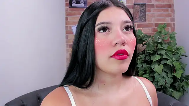 Snapshot of foxy_vera chatting on April 2026 11:00:01 AM foxy vera online show from April 2026 11:00:01 AM