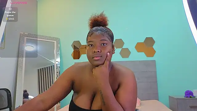 DanielaGil7 online show from March 2026 12:16:01 PM