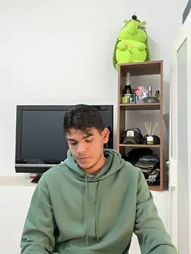 Snapshot of DavShi chatting on February 2026 11:00:01 PM DavShi online show from February 2026 11:00:01 PM