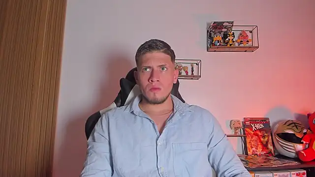 SebastianMaximoff  online show from February 2026 09:33:02 PM