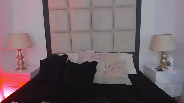 SussyFox online show from March 2026 01:50:02 PM