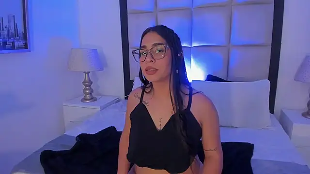 SussyFox online show from March 2026 07:20:02 PM