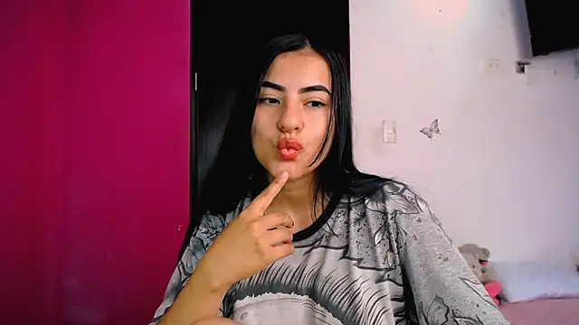 charlotte petit  online show from February 2026 05:00:02 PM