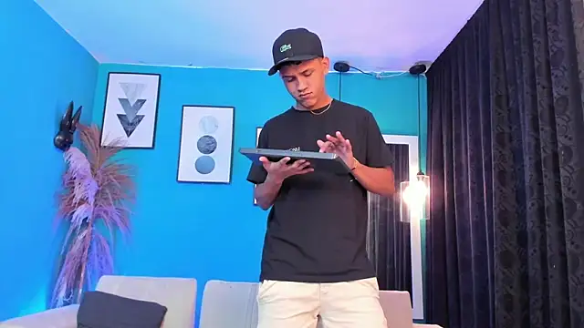 Snapshot of KingOfHeavens_2 chatting on February 2026 08:08:02 PM KingOfHeavens 2 online show from February 2026 08:08:02 PM