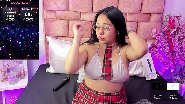 amy noa online show from February 2026 12:37:02 AM