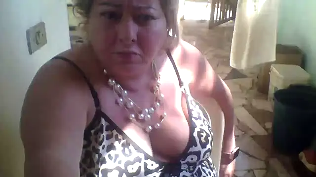 bialoba7 online show from September 2025 04:40:01 PM