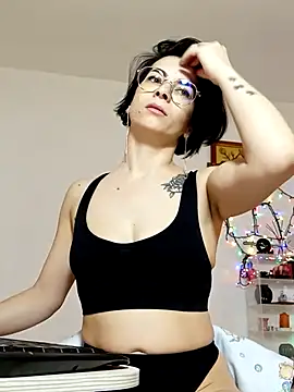 emacandy online show from February 2026 08:18:01 AM