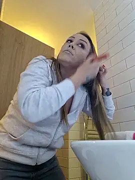 Majestic-Maya online show from March 2026 05:32:01 PM