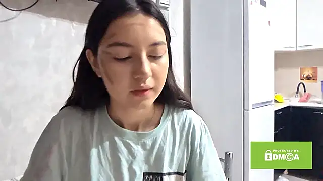 ZyntraLoom online show from February 2026 12:15:02 PM