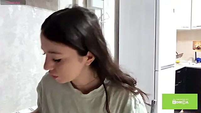 ZyntraLoom online show from March 2026 12:44:01 PM