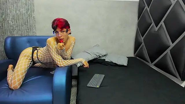 Philipp-Jones online show from February 2026 12:12:01 PM