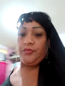 Snapshot of SabrinaColin chatting on April 2026 01:49:02 PM SabrinaColin online show from April 2026 01:49:02 PM