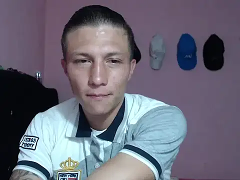 Snapshot of Cronos_Hot_8 chatting on February 2026 07:59:02 AM Cronos Hot 8 online show from February 2026 07:59:02 AM