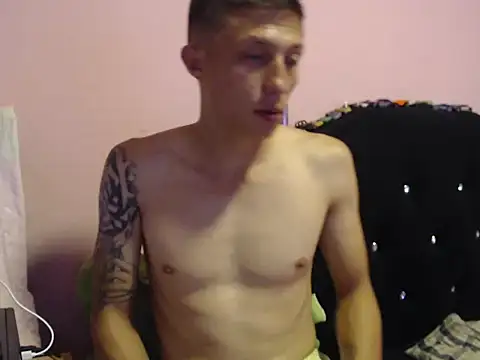 Snapshot of Cronos_Hot_8 chatting on February 2026 05:03:01 PM Cronos Hot 8 online show from February 2026 05:03:01 PM